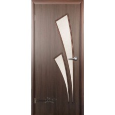 Ламинированная межкомнатная дверь "Эллегия" со стеклом